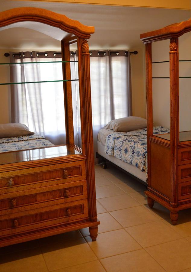 The Lahaina Beach House Hostel Екстериор снимка